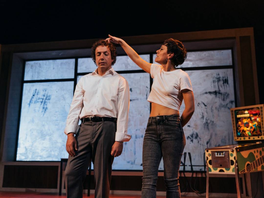 'Los guapos', primera obra teatral de David Trueba, se pone en escena en el Teatro Cervantes el viernes 17. Foto: Luz Soria 