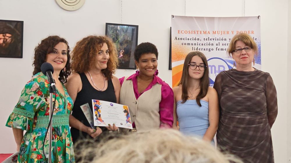 Premio Mujer Referente. Asoc. Mujer y Poder. 