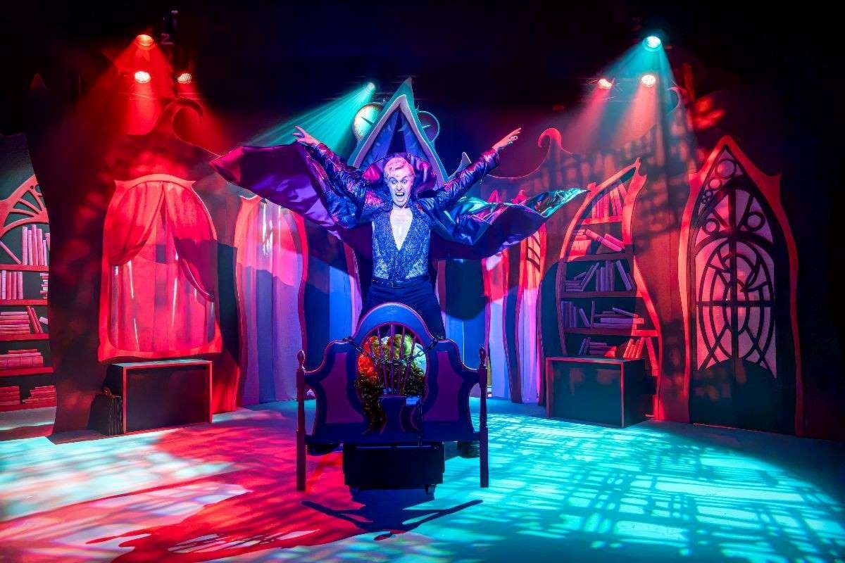 Dracula Una Comedia Terrorífica Momento