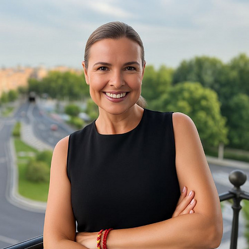 La luz que nunca se apaga: Entrevista a Eva Cobo